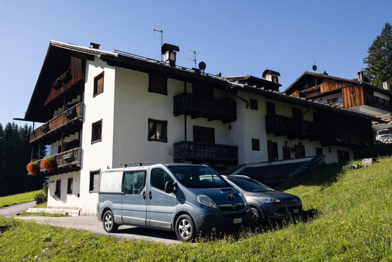 Casa Betulla Apartment Cortina dʼAmpezzo Exterior foto